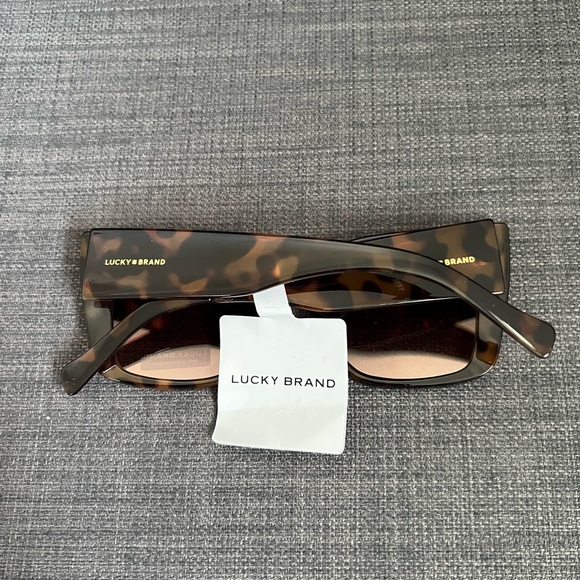 NWT LUCKY BRAND MIRRORED SUNGLASSES EYEWEAR ACCESSORY